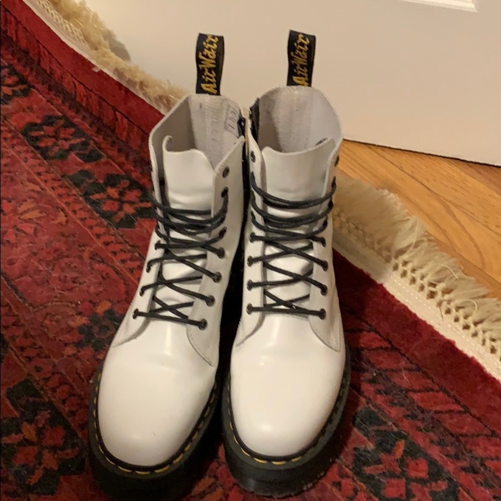 Dr Martens Jadon Platform White Size 10 Women’s